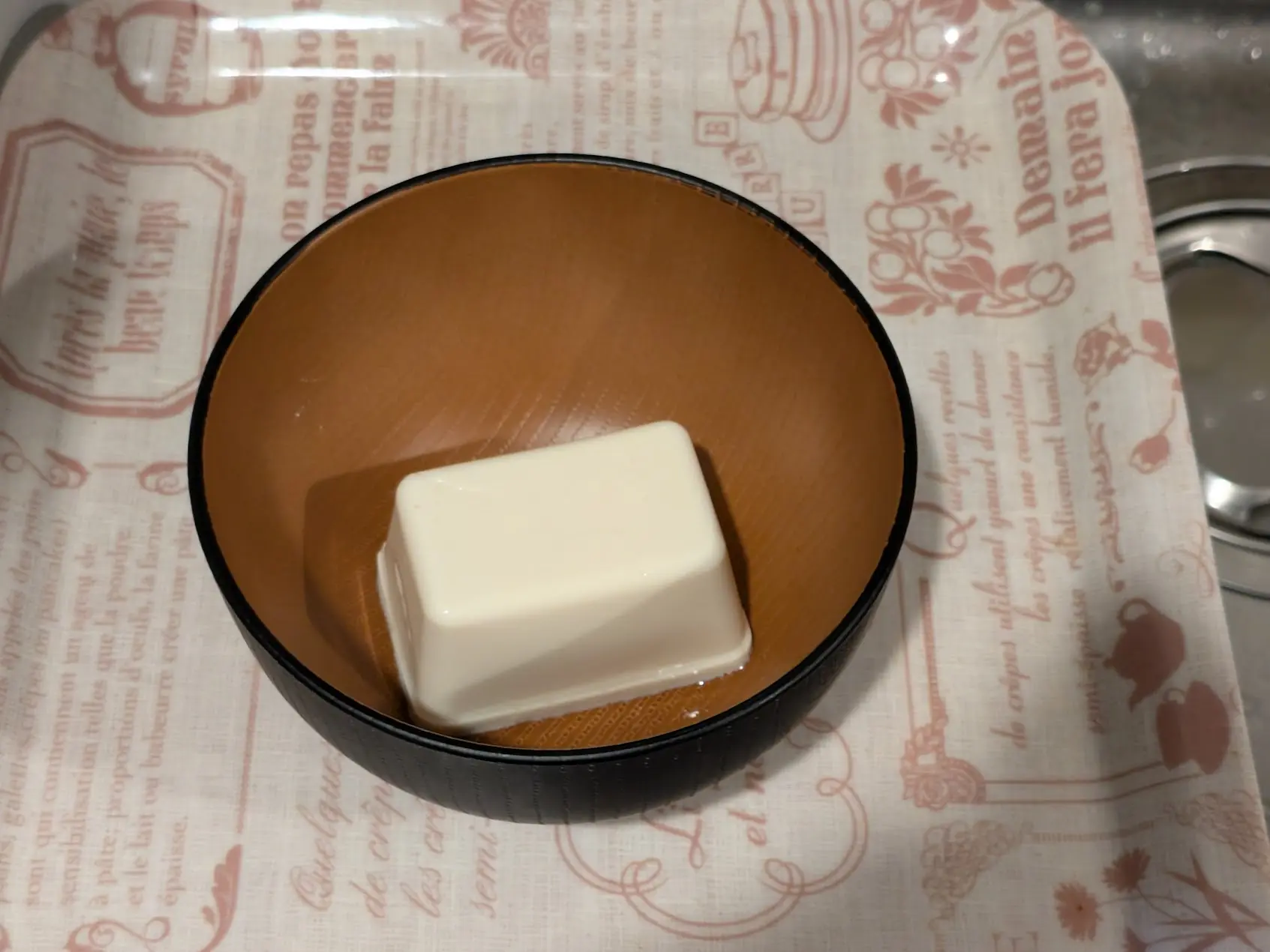 豆腐はそのまま